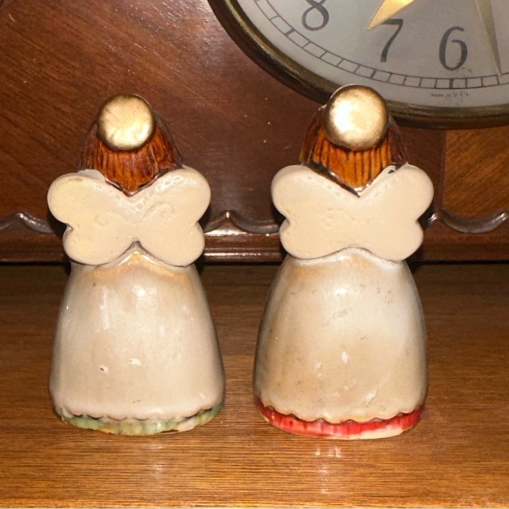 Vintage Angel Salt & Pepper Shakers - Picture 2 of 5